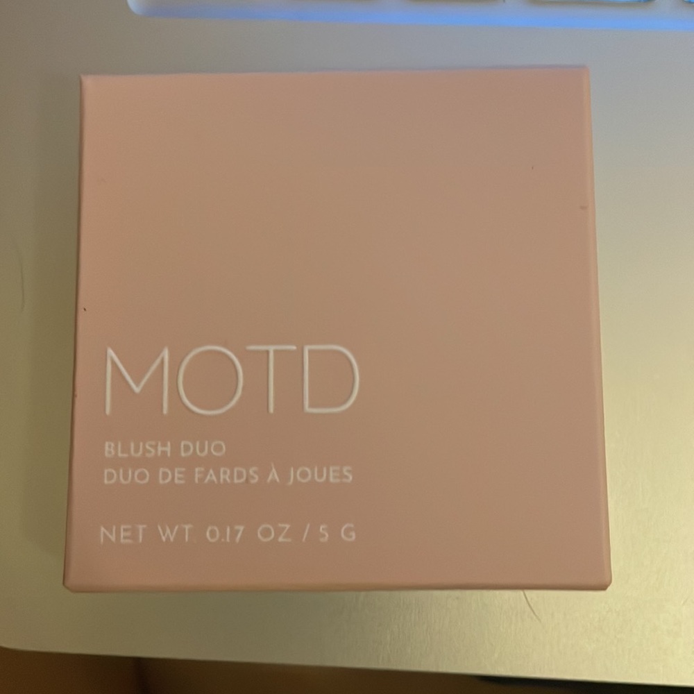 MOTD Blush Duo Modern Mauve - Picture 3 of 3